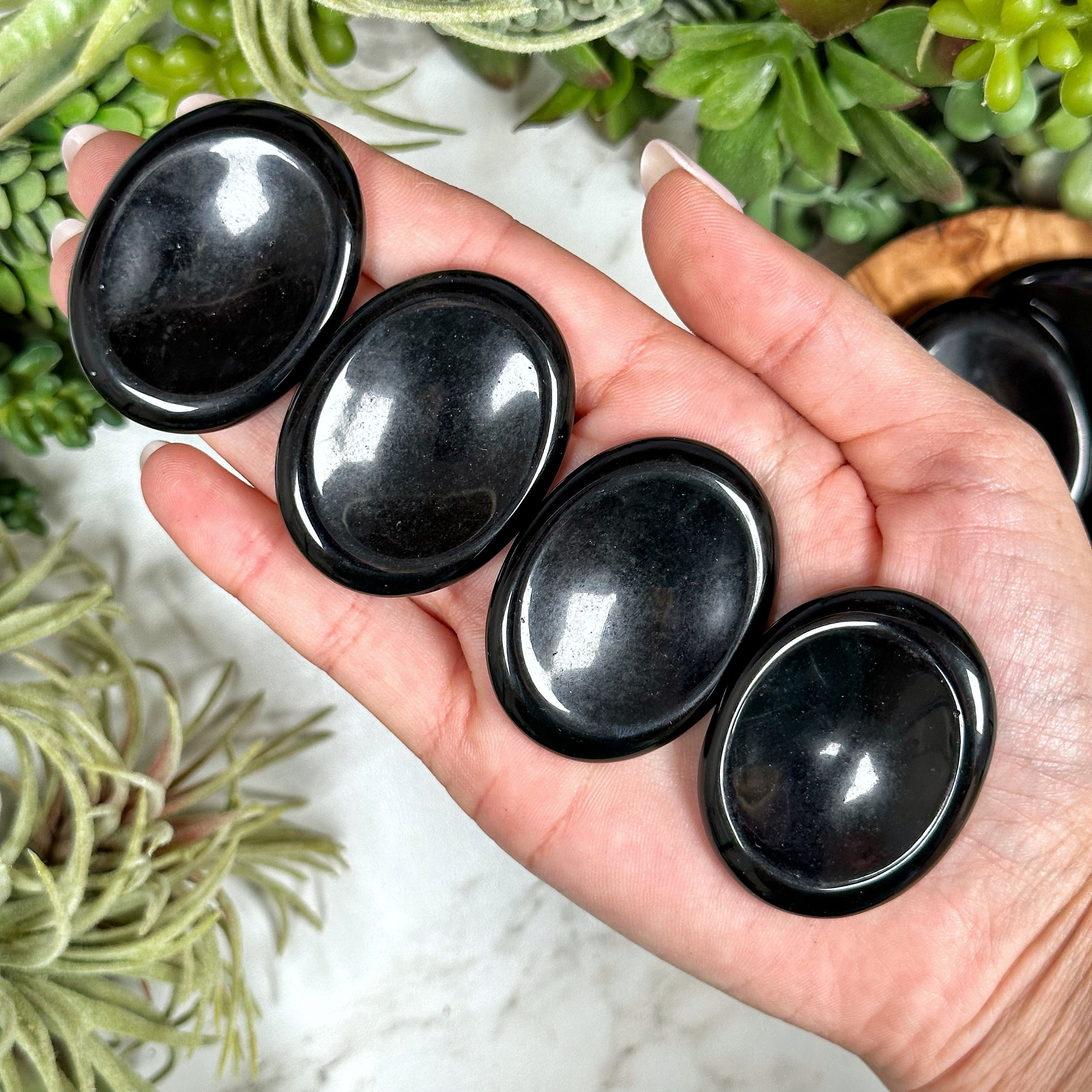 Black Obsidian Calming Stone | 38mm | - No. 339 (dark Pocket Worry Crystal, Root Chakra, Protection)