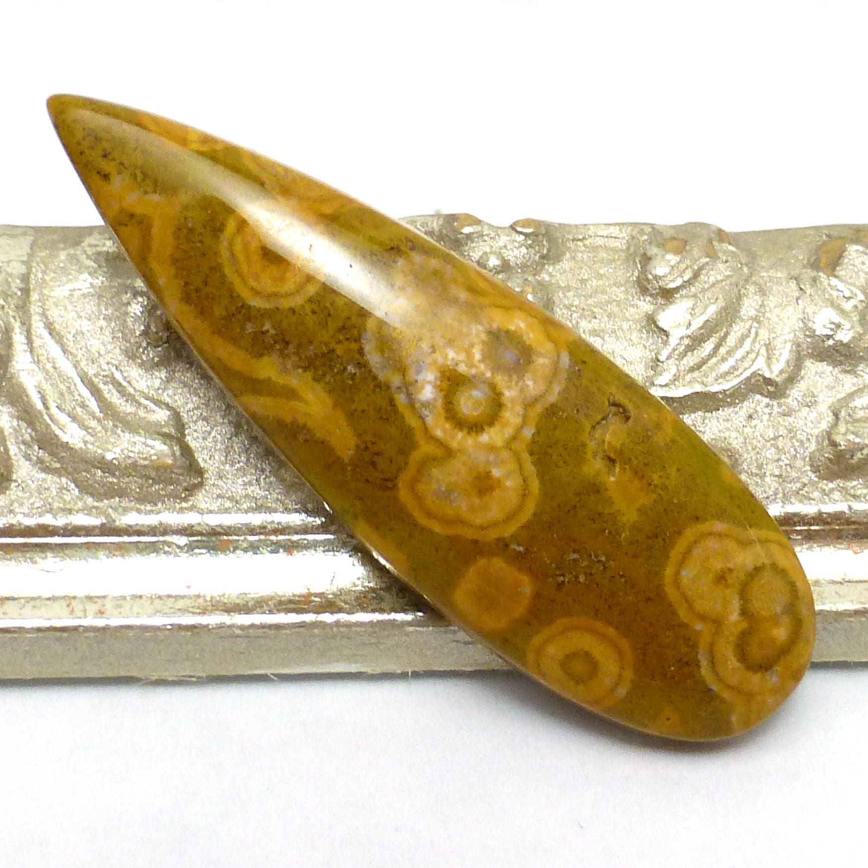 16.090 Carats Kabamby Ocean Jasper Cabochon Poppy Tear Drop Handmade Green Yellow One Of A Kind Coloring Dots Madagascar 16.090 Carats Kabamby Ocean Jasper Cabochon Poppy Tear Drop Handmade Green Yellow One Of A Kind Coloring Dots Madagascar