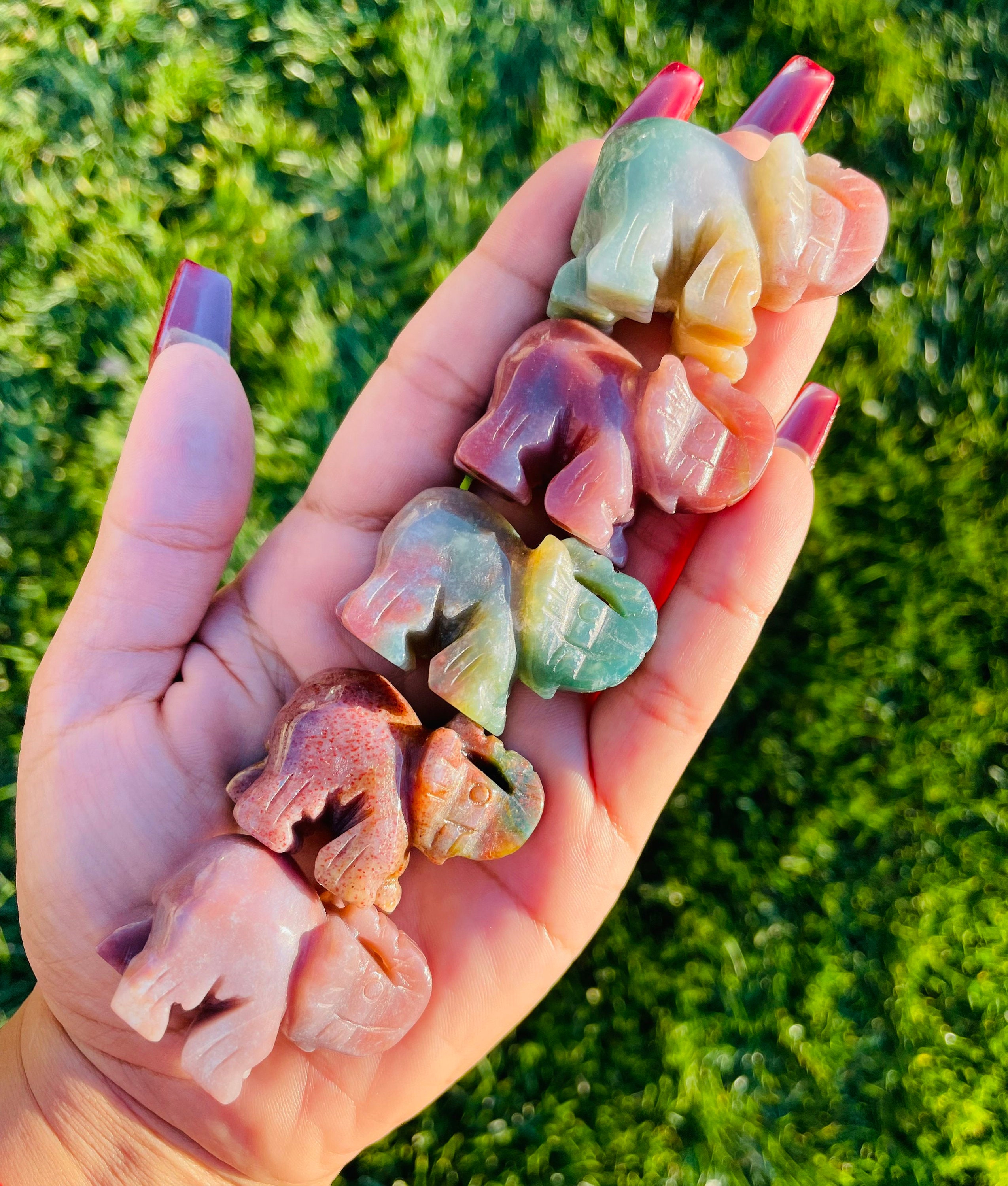 Ocean Jasper Elephant Carving: Polished Crystal Gemstone (30-45mm)
