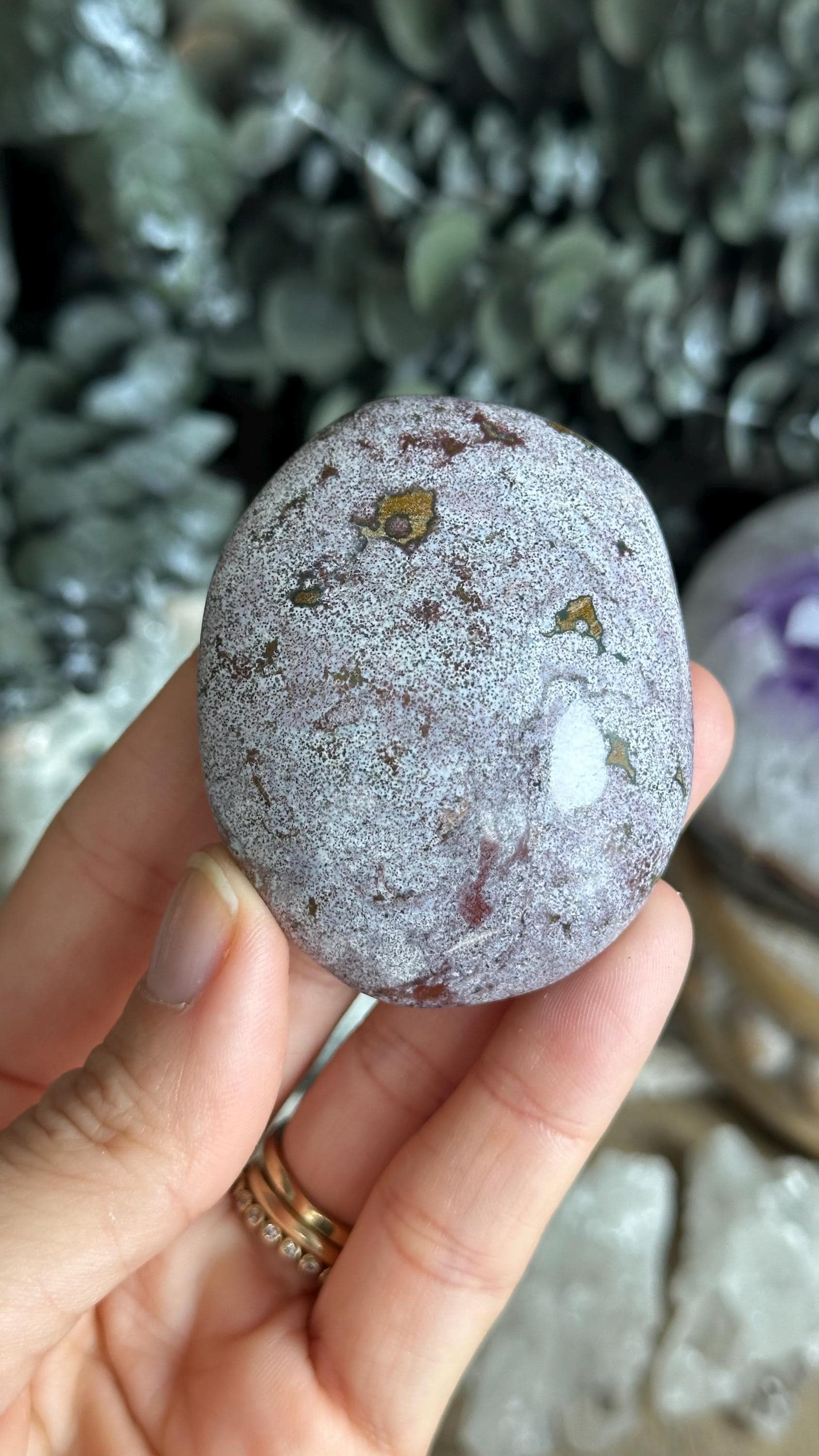 Ocean Jasper Palm Stone: Old Stock Crystal (86g, 2 1/4")