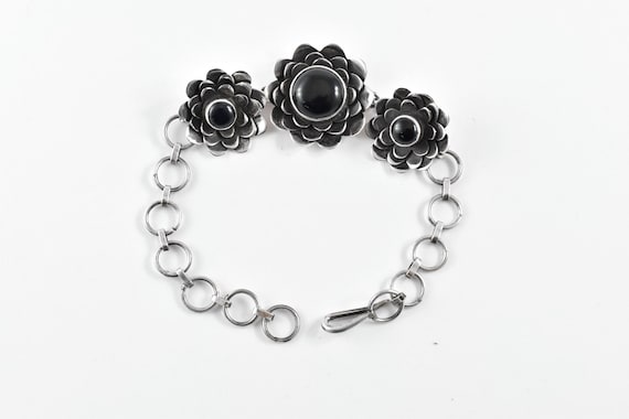 Black Onyx Flower Bracelet, Sterling Silver Artisan Jewelry Black Onyx Flower Bracelet, Sterling Silver Artisan Jewelry