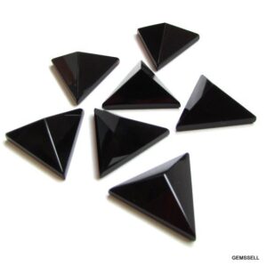 20mm Black Onyx Aaa Pyramid Cabochon Gemstone