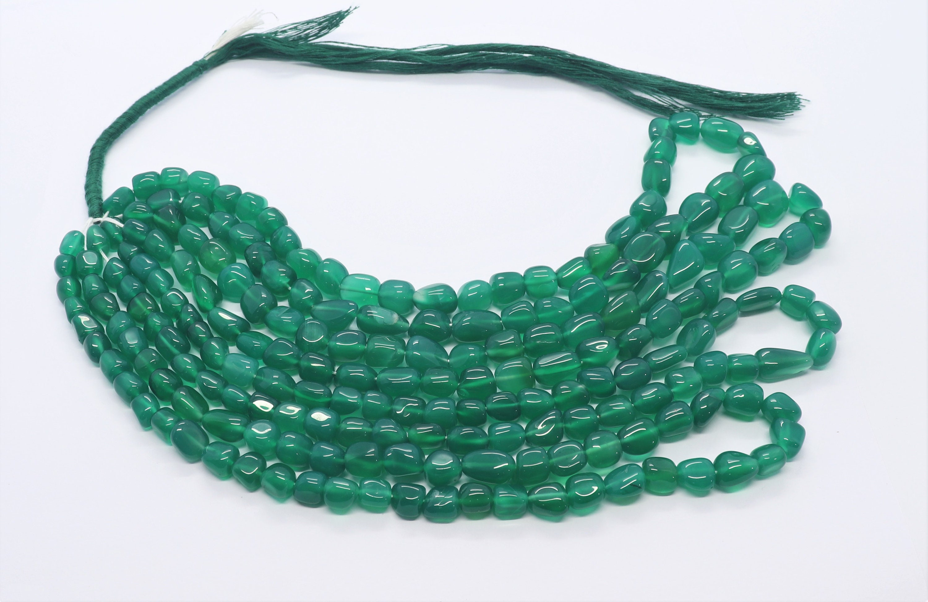 Aaa Natural Green Onyx Smooth Uneven Shape Oval Beads, 6-7 Mm Green Onyx Gemstone Beads, 16 Inch Smooth Green Onyx Nuggets Beads Wholesale Aaa Natural Green Onyx Smooth Uneven Shape Oval Beads, 6-7 Mm Green Onyx Gemstone Beads, 16 Inch Smooth Green Onyx Nuggets Beads Wholesale