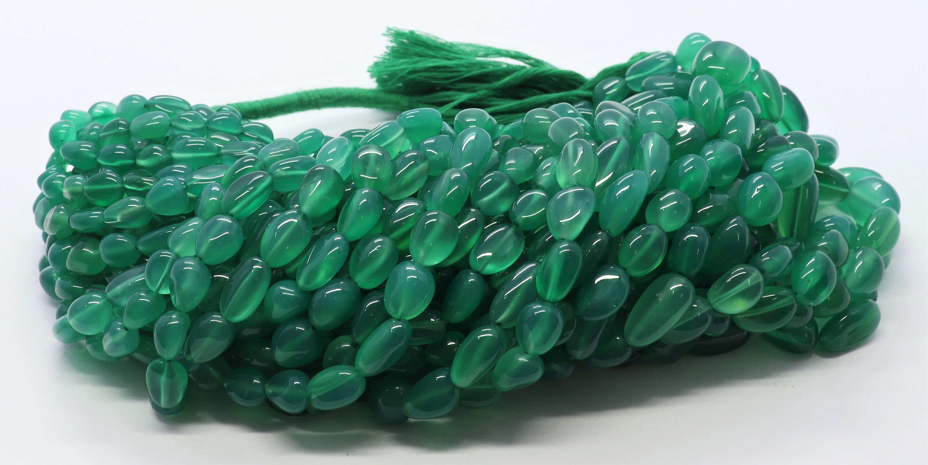 Aaa Natural Green Onyx Smooth Uneven Shape Nuggets Beads, 6-8 Mm Onyx Tumble Beads, 18 Inch+ Fish Lock Green Onyx Nuggets Necklace Beads Aaa Natural Green Onyx Smooth Uneven Shape Nuggets Beads, 6-8 Mm Onyx Tumble Beads, 18 Inch+ Fish Lock Green Onyx Nuggets Necklace Beads