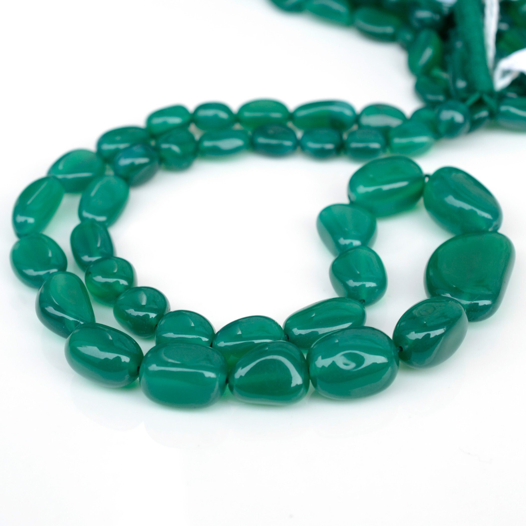 Green Onyx Smooth Tumble Beads, 7-14mm/7-20mm Natural Green Onyx Oval Tumble Gemstone Beads, 16 Inch Strand, Gds1941 Green Onyx Smooth Tumble Beads, 7-14mm/7-20mm Natural Green Onyx Oval Tumble Gemstone Beads, 16 Inch Strand, Gds1941