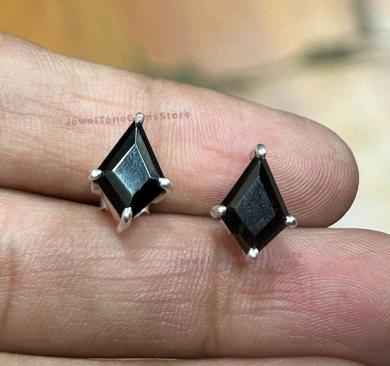 Kite Black Onyx Stud Earrings: Dainty 925 Sterling Silver