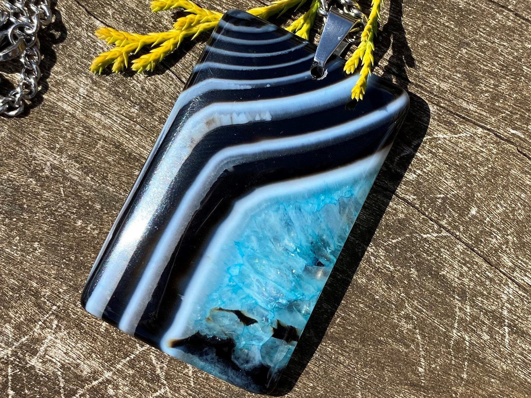 Unisex Banded Onyx Druzy, Healing Stone Necklace With Positive Healing Energy!