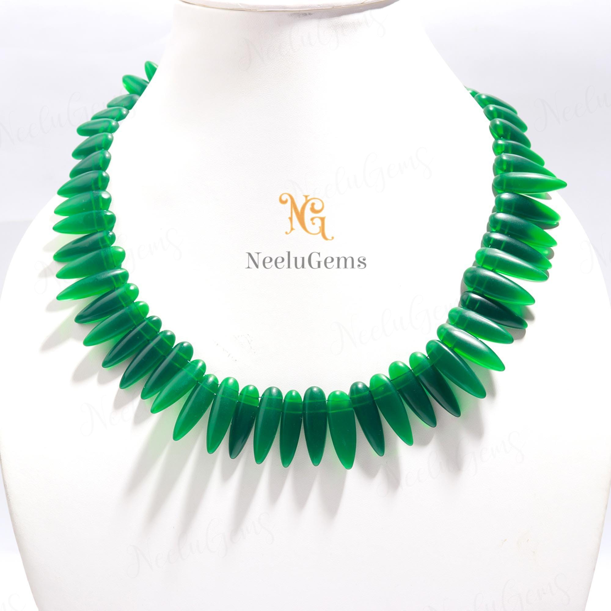 Green Onyx Necklace, Natural Emerald Green Briolette Choker, 15" Dainty Teardrop Gemstone Jewelry, May Birthstone Alternative, Gift For Her Green Onyx Necklace, Natural Emerald Green Briolette Choker, 15" Dainty Teardrop Gemstone Jewelry, May Birthstone Alternative, Gift For Her