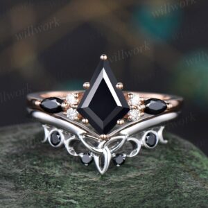 Kite Cut Black Onyx Ring Vintage Unique Engagement Ring Set 14k Rose Gold Moissanite Ring Black Diamond Bridal Wedding Ring Set For Women