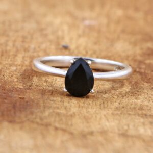 Pear Black Onyx Ring: 925 Sterling Silver (5x7 Mm)