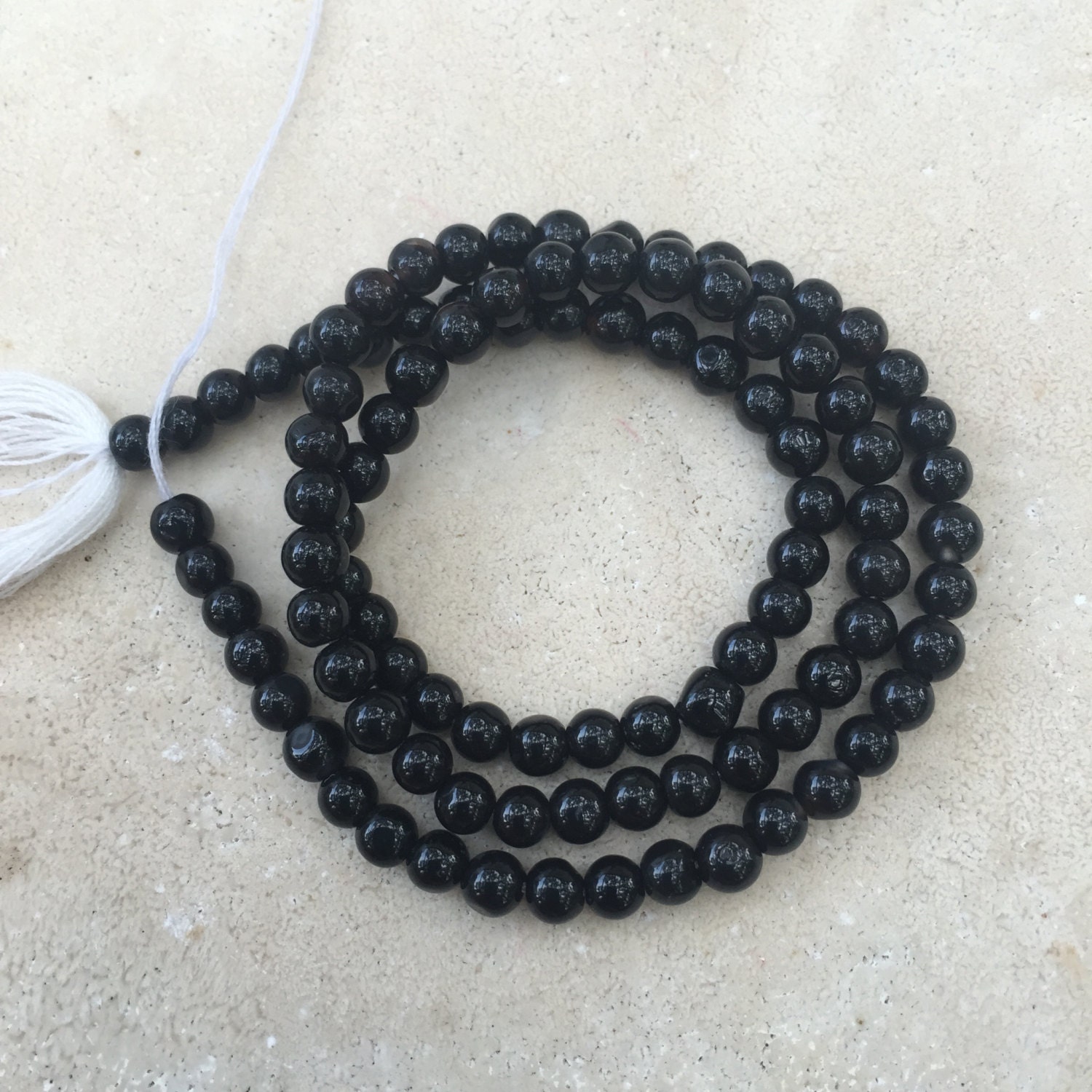 Black Onyx Beads, Round, 14 Inch Strand, 4mm Black Onyx Beads, Round, 14 Inch Strand, 4mm