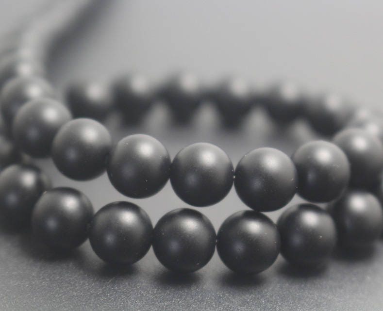 Natural Matte Black Onyx Beads,4mm/6mm/8mm/10mm/12mm Natural Smooth And Round Beads,15 Inches One Starand
