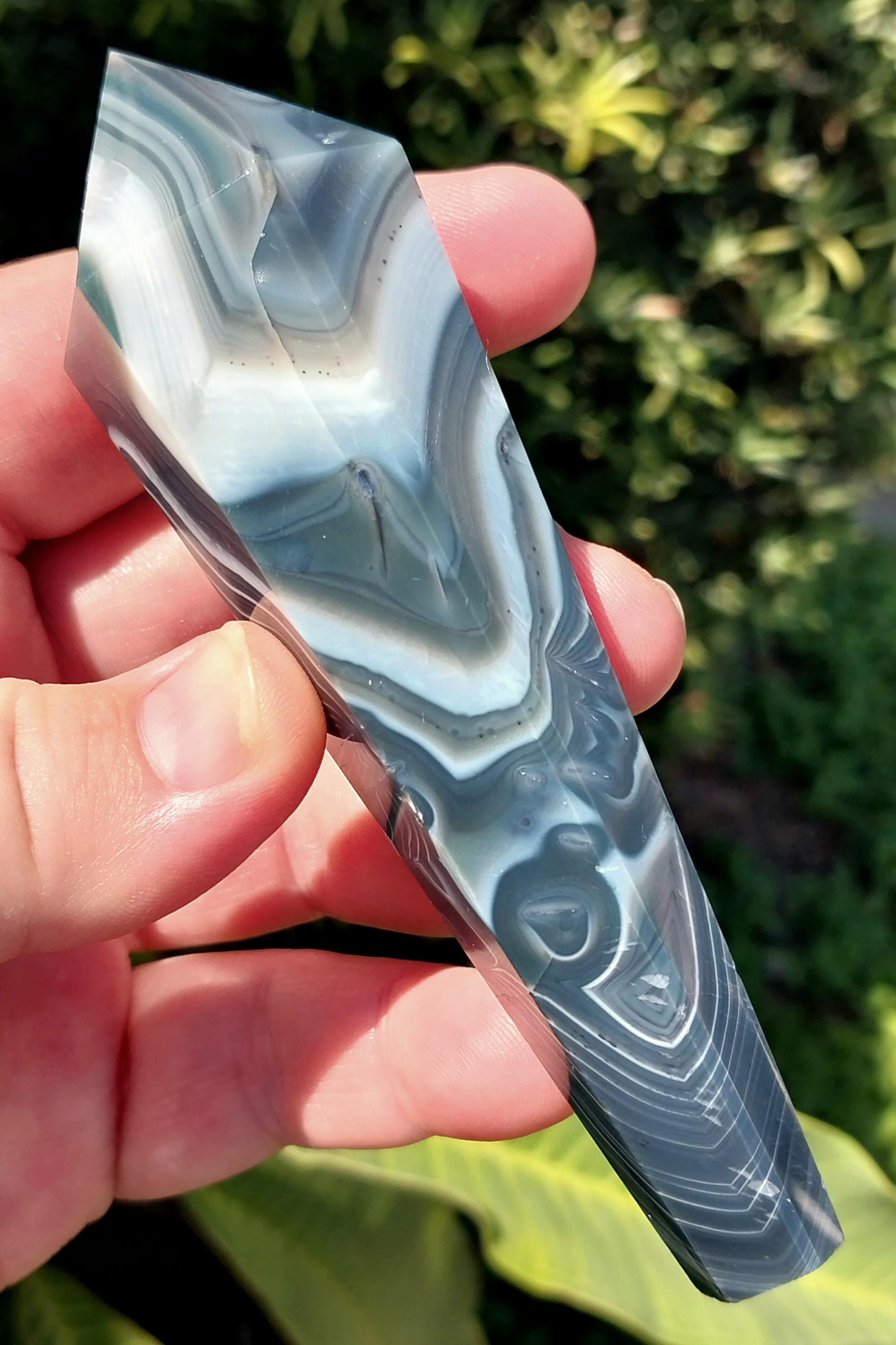 Amazing Black Onyx Wand With Stand. Onyx Freeform. Banded Onyx Freeform. Sardonyx Wand. Crystal Freeform. Crystal Wand. Onyx Quartz Wand.