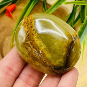 Green Onyx Palm Stone, Crystal Pocket Rock Gemstone for Massage & Healing