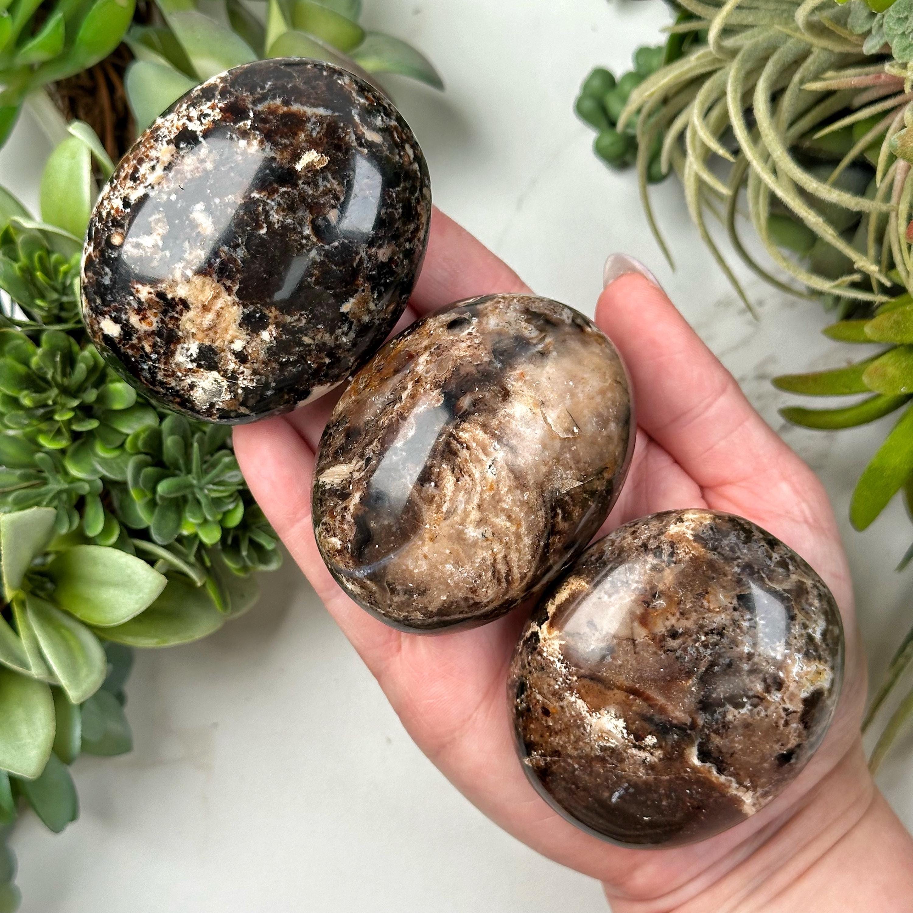 Black Opal Palmstone | S, L | - No. 114 (polished Crystal Pocket Stone Palm, Root Chakra, Grounding)