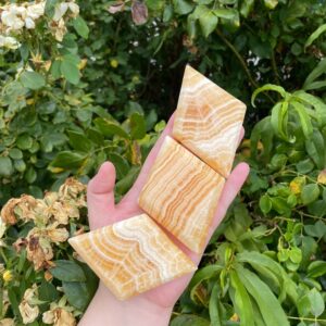 Polished Banded Orange Calcite Crystal Carving Diamonds