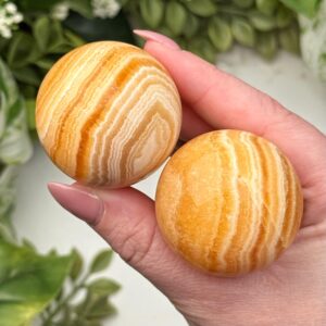 Orange Calcite Sphere | 40mm | - No. 510 (polished Crystal Ball, Sacral Chakra, Healing Stone, Joy) Orange Calcite Sphere | 40mm | - No. 510 (polished Crystal Ball, Sacral Chakra, Healing Stone, Joy)