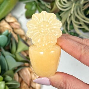 Orange Calcite Sunflower Pot | 55g | - No. 970 (polished Crystal Carving, Sacral Chakra, Vitality) Orange Calcite Sunflower Pot | 55g | - No. 970 (polished Crystal Carving, Sacral Chakra, Vitality)
