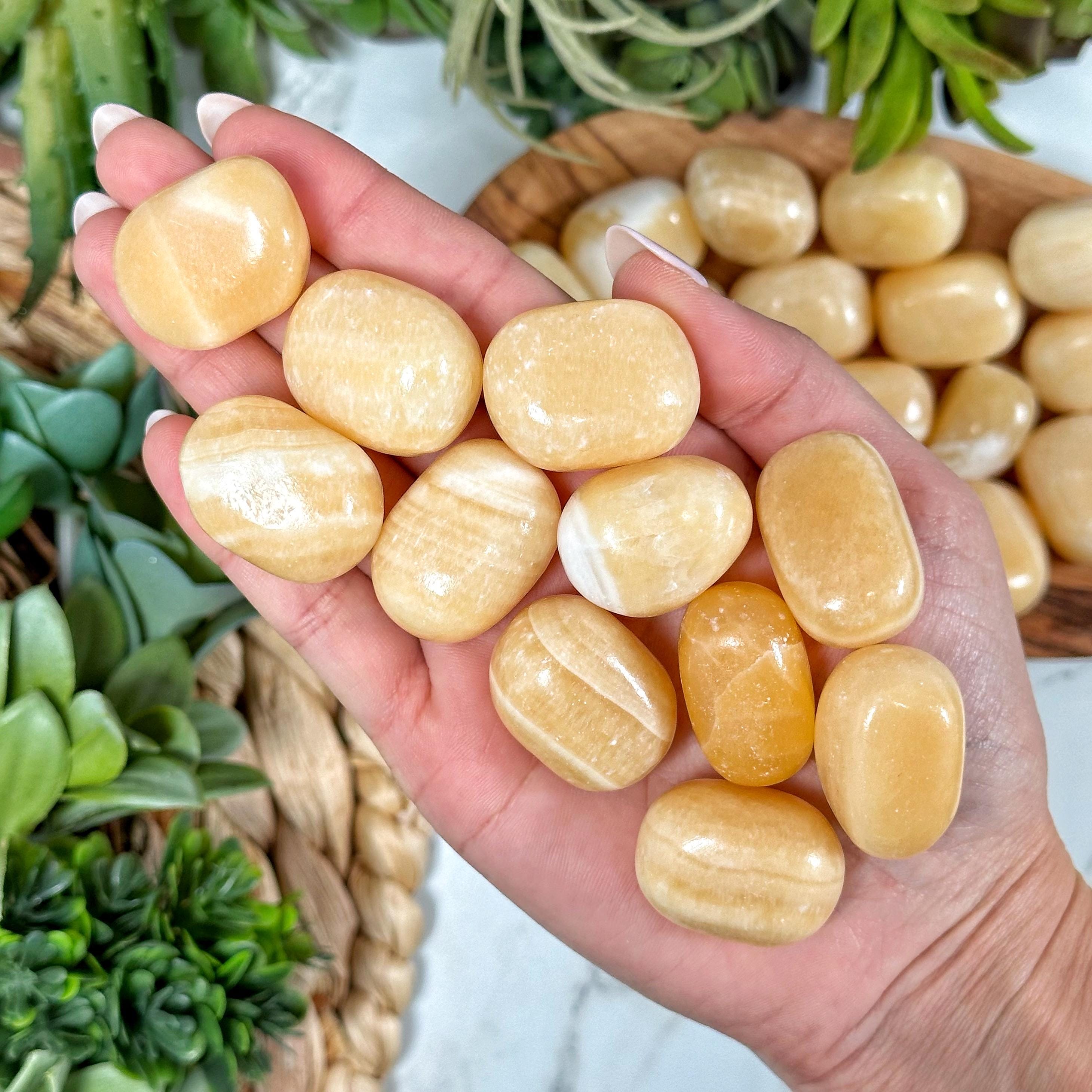 Orange Calcite Tumble | S, L | - No. 444 (polished Crystal Pocket Stone, Sacral Chakra, Vitality)