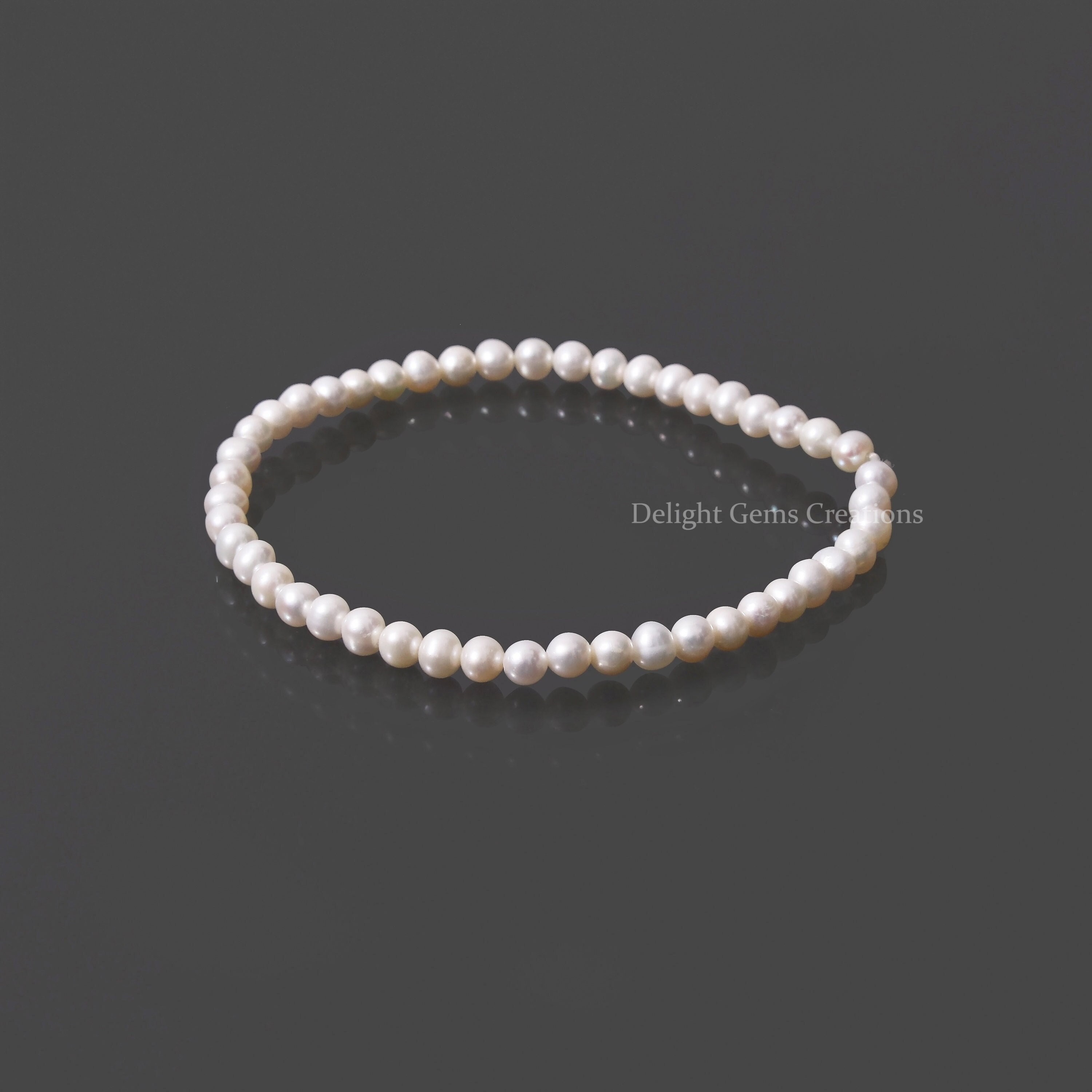 Creamy White 8mm Freshwater Pearl Stretch Bracelet, Pearl Smooth Round Beads Bracelet, Handmade Stackable Bracelet, Unisex Bracelet Creamy White 8mm Freshwater Pearl Stretch Bracelet, Pearl Smooth Round Beads Bracelet, Handmade Stackable Bracelet, Unisex Bracelet