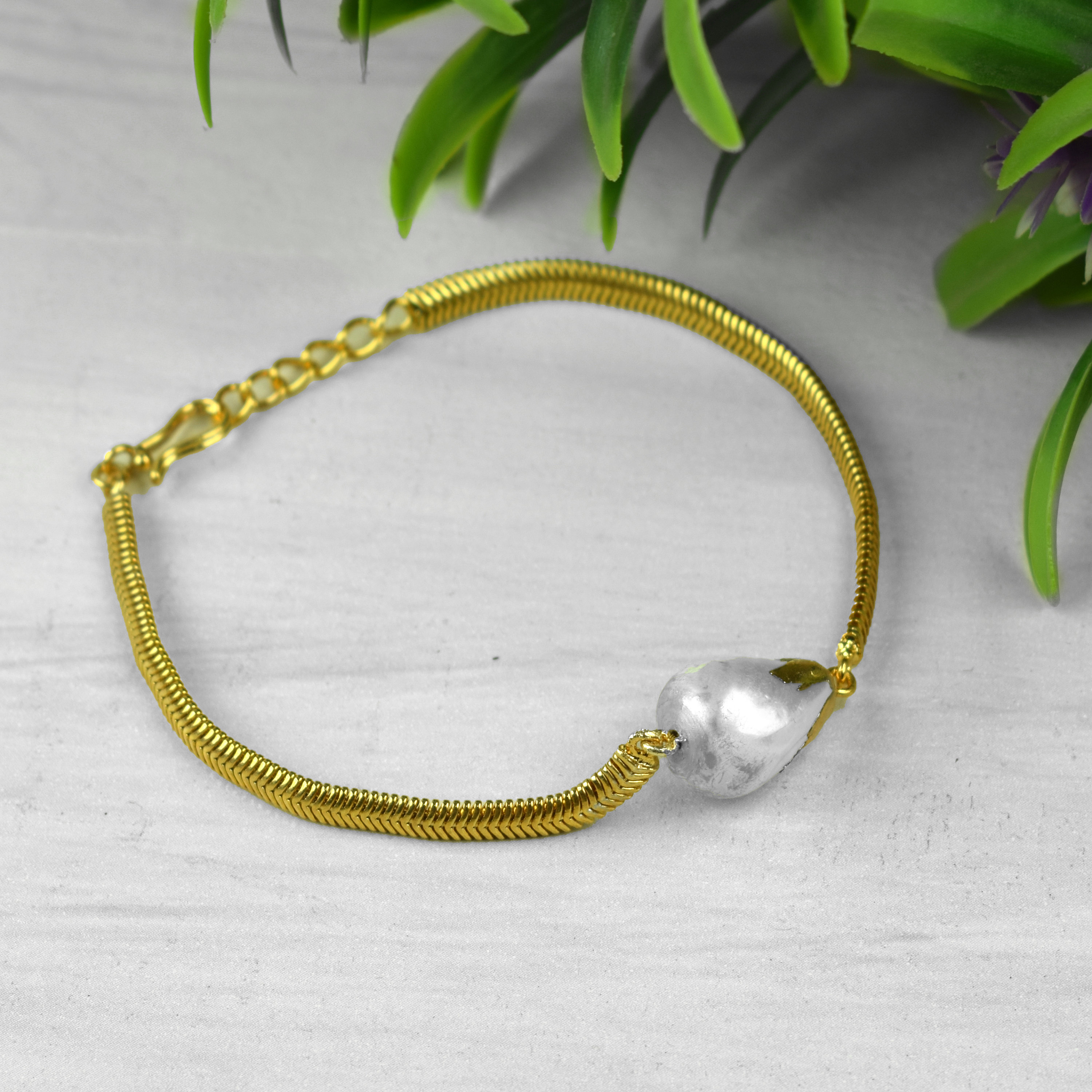 Real Natural Freshwater Pearl Bracelet \ Freshwater Pearl Bracelet \ Layering Bracelet \ Dainty Bracelet \ Bridesmaid Gift \ Christmas Gift Real Natural Freshwater Pearl Bracelet \ Freshwater Pearl Bracelet \ Layering Bracelet \ Dainty Bracelet \ Bridesmaid Gift \ Christmas Gift