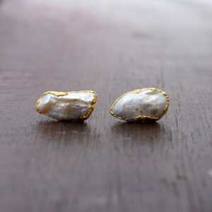 Dainty Pearl Stud Earrings Tiny Studs Minimal Earrings Wedding Earrings Gemstone Earrings Gift For Mom Ear Studs Boho Earrings