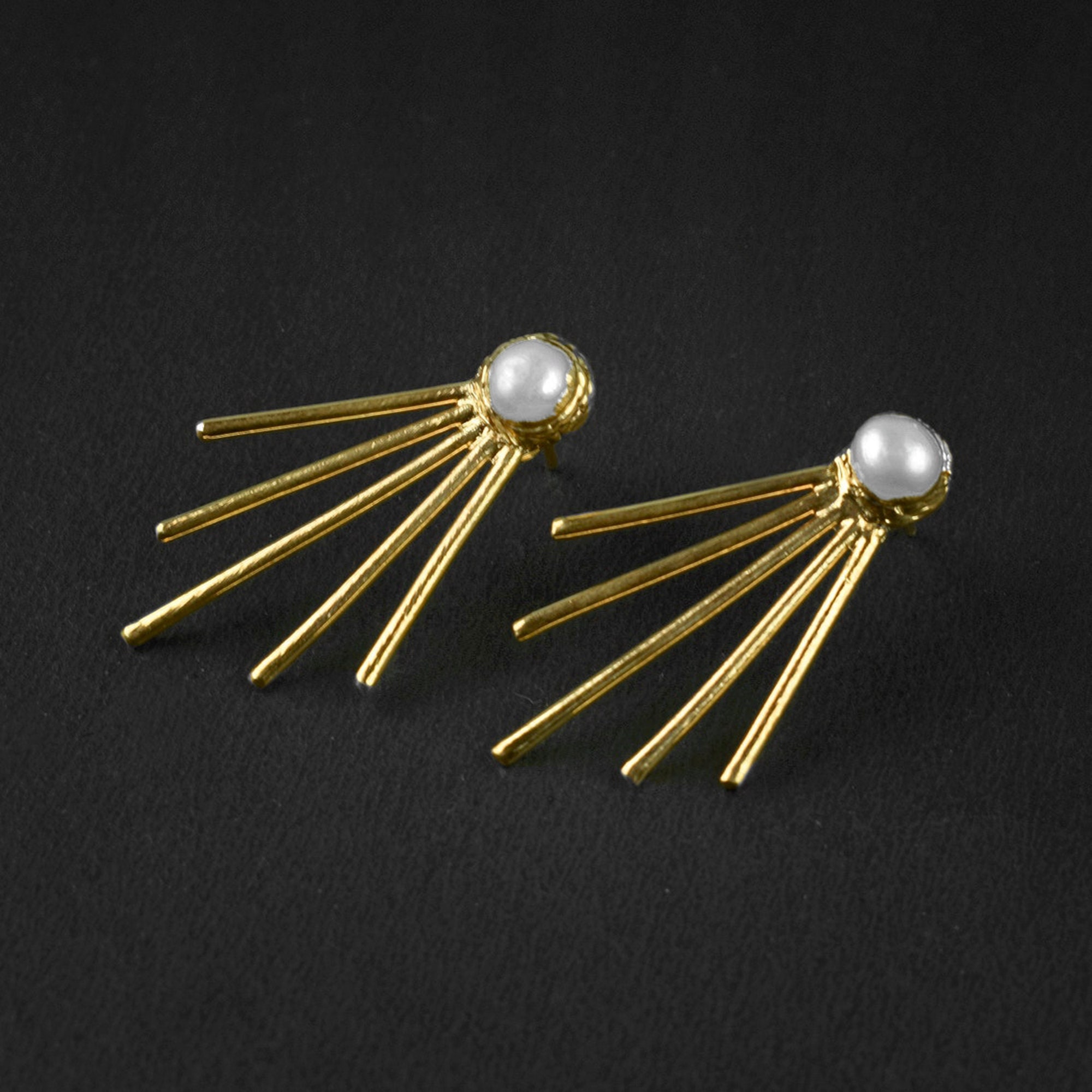 Handmade Pearl Gemstone Earrings | Wedding Earrings \ Copper Earrings \ Screw Back Earrings \ Unique Earrings \ Statement Earrings