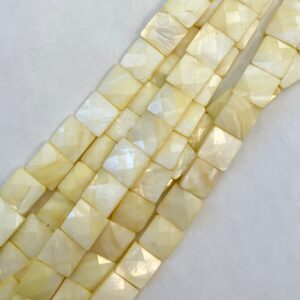 shell 15x15x4mm faceted square monther of pearl beads--15.5"