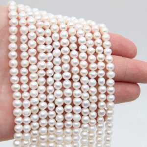 5~6mm Aa Round Potato Pearl Beads, pearl Strand Beads, freshwater Pearl Necklaces Beads, natural White Pearl Beads, freshwater Pearl Wholesale.
