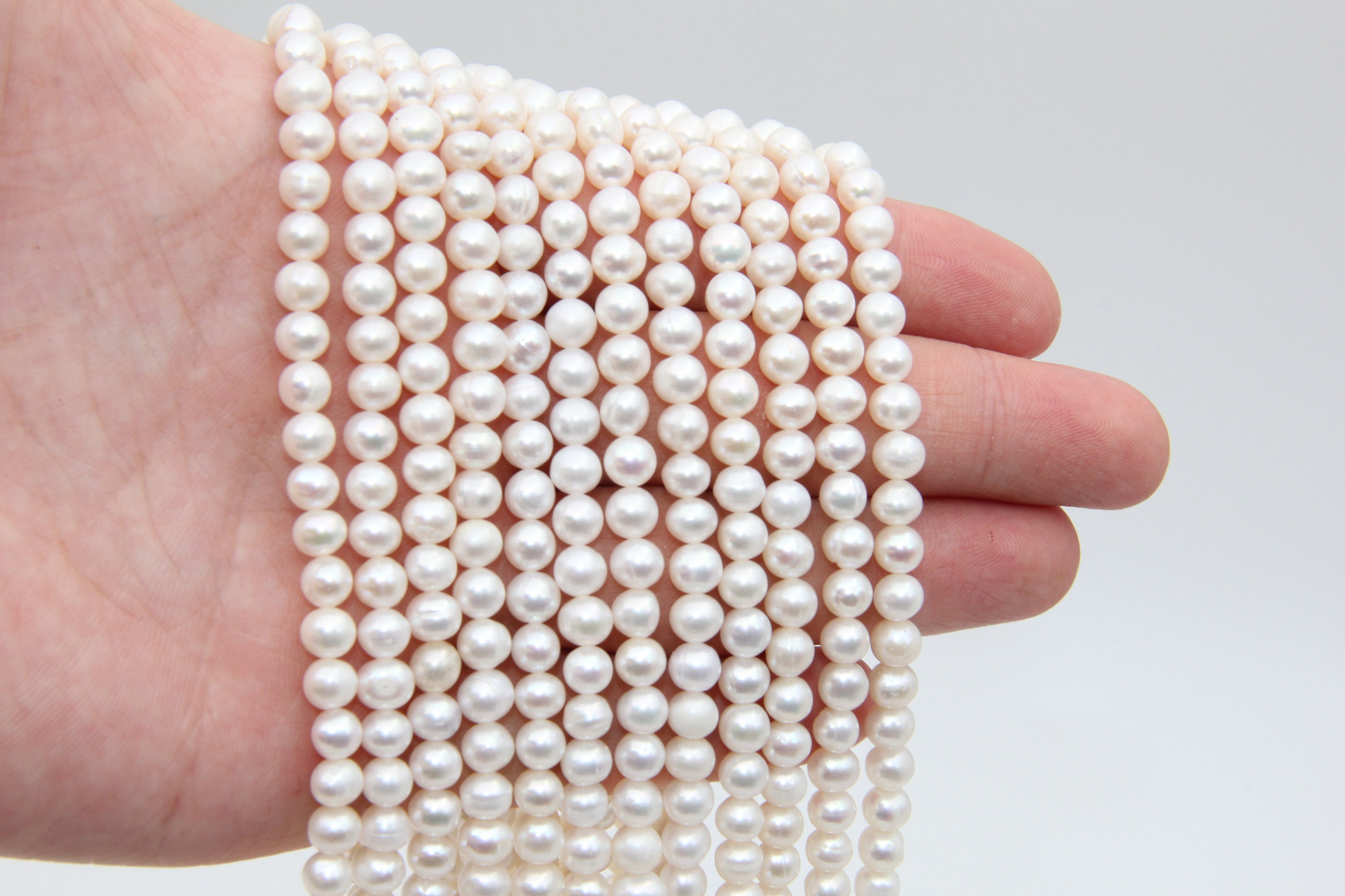 5~6mm Aa Round Potato Pearl Beads,pearl Strand Beads,freshwater Pearl Necklaces Beads,natural White Pearl Beads,freshwater Pearl Wholesale.
