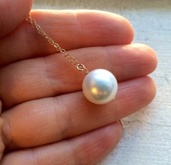 14k Gold Fill White Sea Pearl Pendant Necklace: Minimalist Wedding Jewelry 14k Gold Fill White Sea Pearl Pendant Necklace: Minimalist Wedding Jewelry