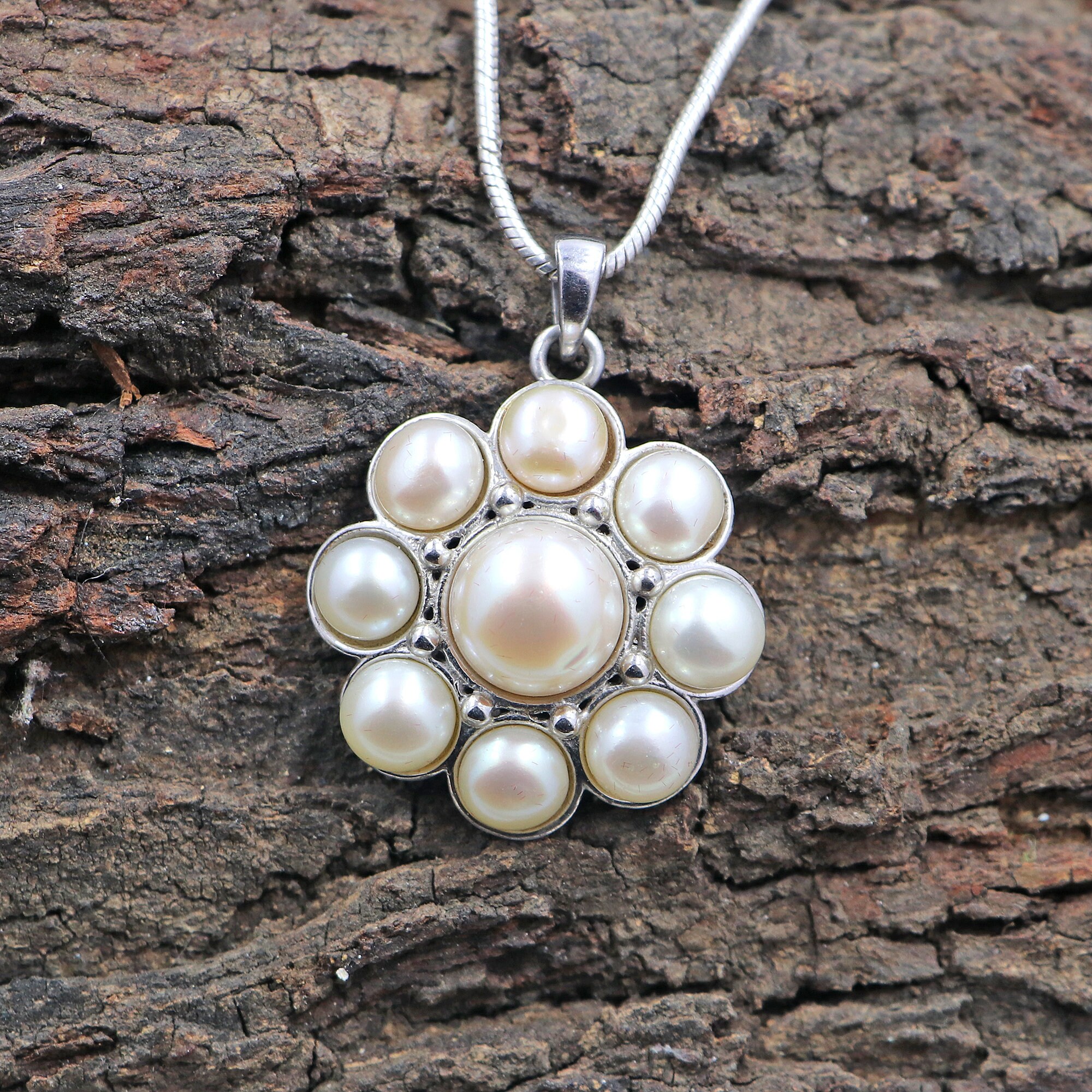 Sterling Silver Pearl Pendant: Floral Design
