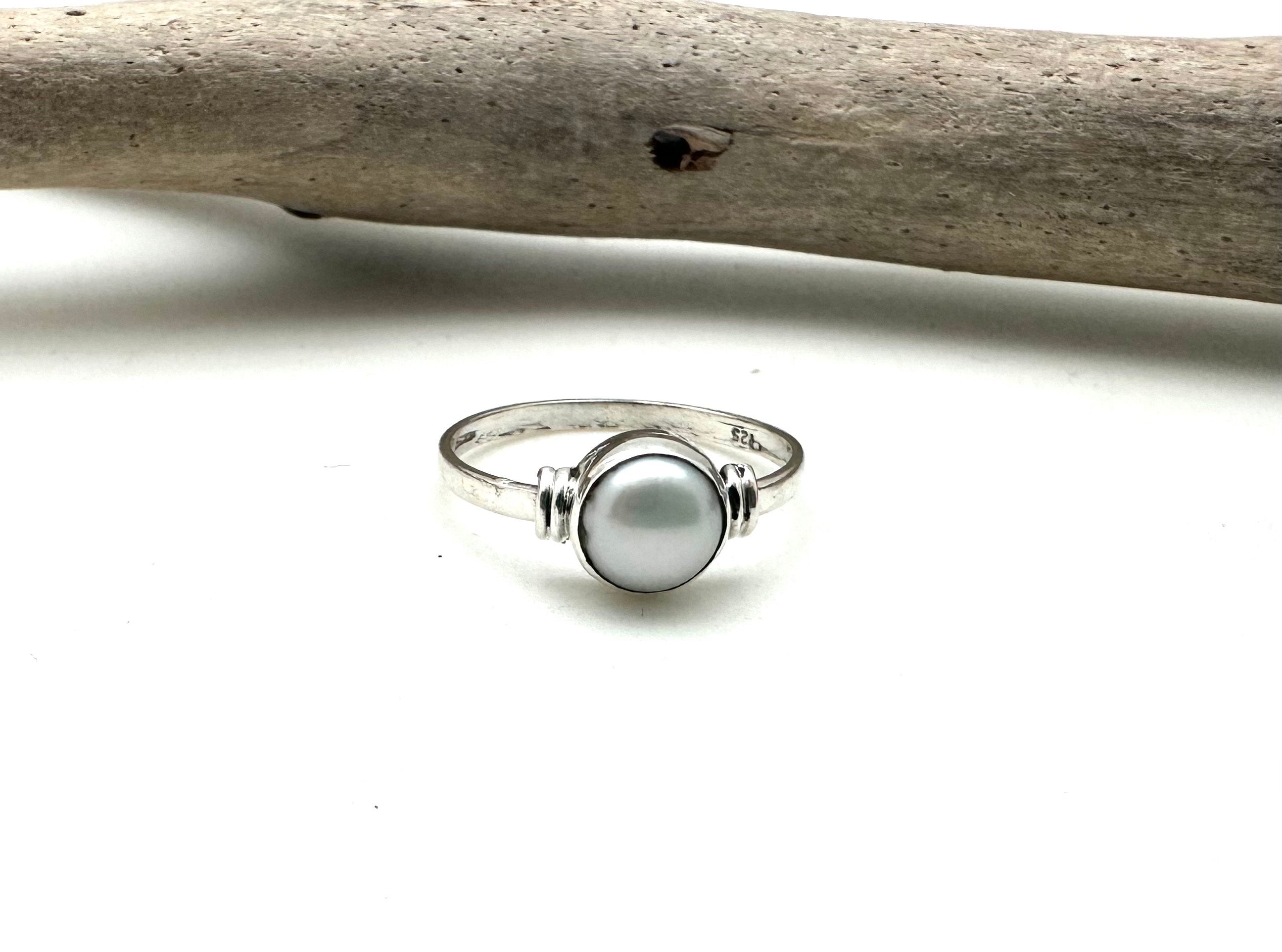 Small Pearl Sterling Silver Ring, Minimalist Everyday Ring