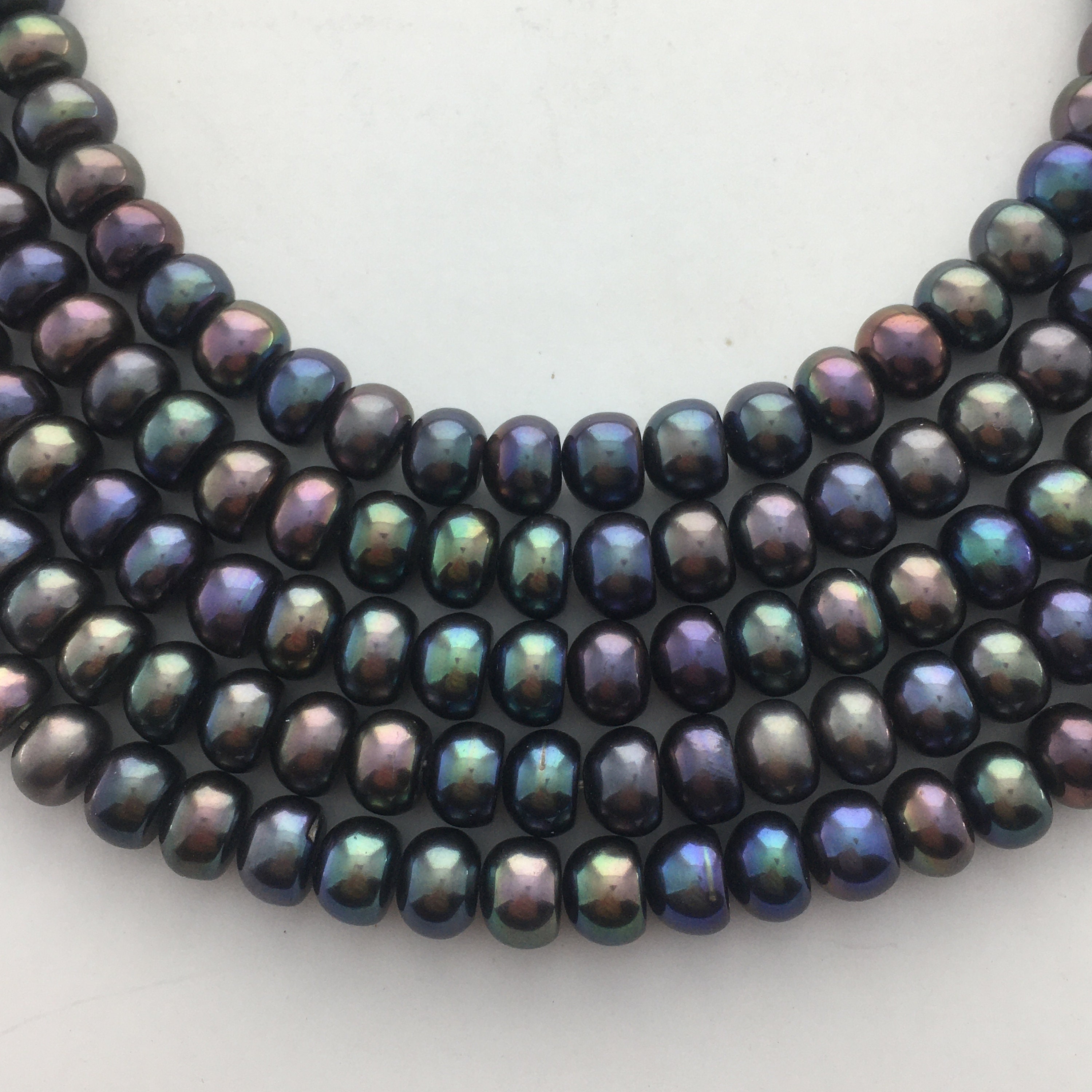 7mm Rainbow Black Button/rondelle Freshwater Pearl Beads. 16" Strand Of Button Pearls, Approx. 74 Beads Per Strands. 7mm Rainbow Black Button/rondelle Freshwater Pearl Beads. 16" Strand Of Button Pearls, Approx. 74 Beads Per Strands.