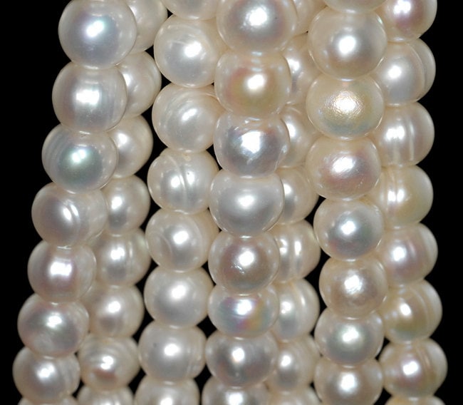 10-11mm Natural Pearl Gemstone White Grade A Round Loose Beads 7 Inch Half Strand (90190745-b83) 10-11mm Natural Pearl Gemstone White Grade A Round Loose Beads 7 Inch Half Strand (90190745-b83)