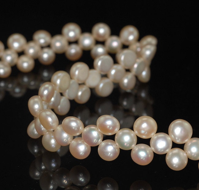 Natural Pearl Gemstone Golden White Grade Aaa Button Round 6mm Loose Beads 7 Inch Half Strand (90190796-b81)