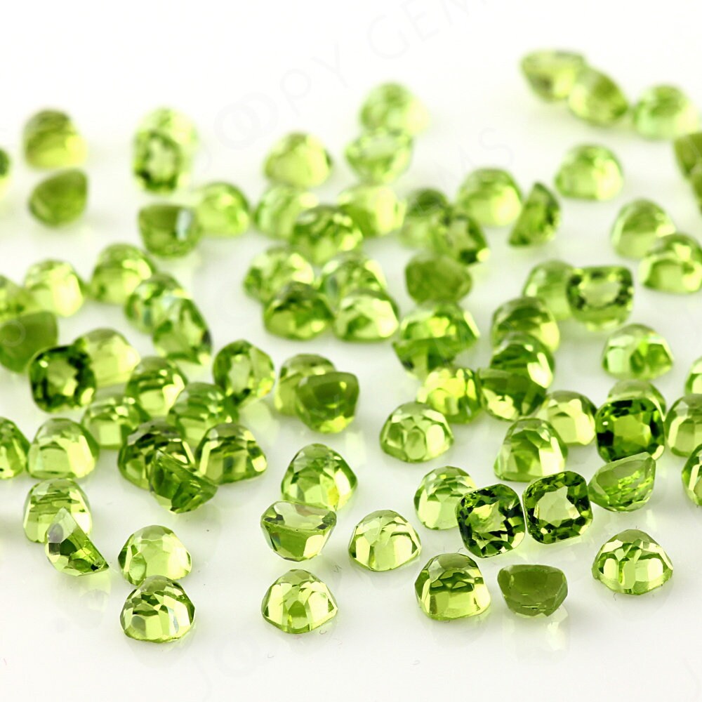 Peridot Rose Cut Cabochon 4mm Square Cushion - Per Stone