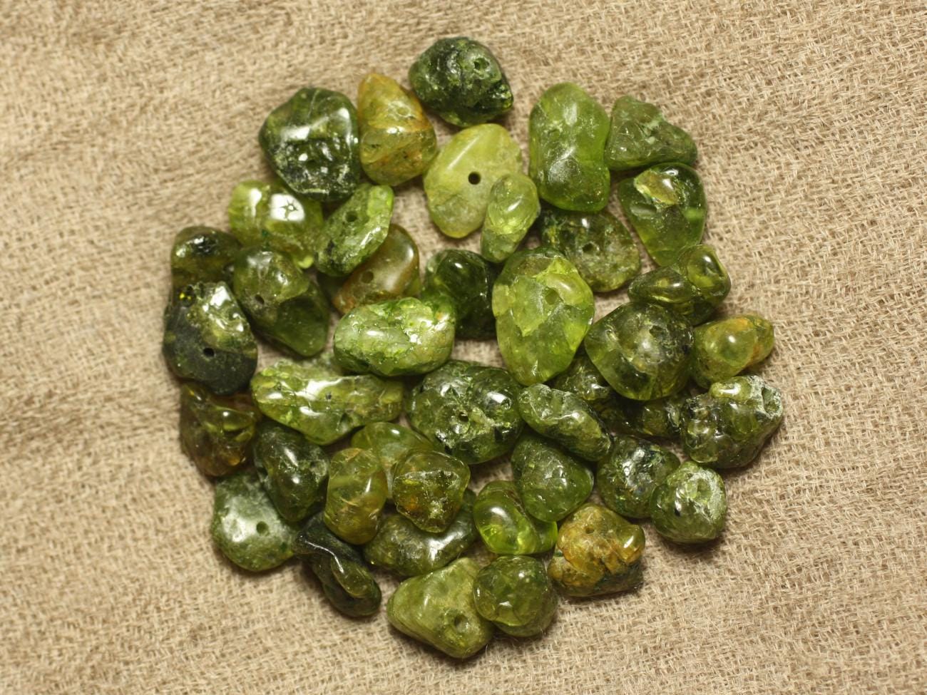 5pc - Perles Pierre Peridot Grosses Rocailles Chips 7-14mm Vert - 8741140008273 5pc - Perles Pierre Peridot Grosses Rocailles Chips 7-14mm Vert - 8741140008273