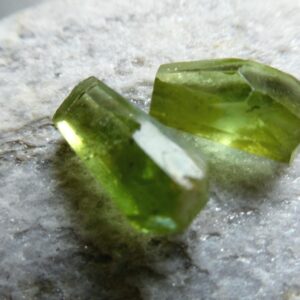 Raw Peridot Crystals Undrilled 12-13mm Points- 2 Natural Pcs- Wire Wrapping Gemstone-jewelry Making-craft Beads