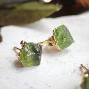 Raw Peridot Stud Earrings Gold, Peridot Jewelry, Natural Gemstone Post Earrings, August Birthday Gift, Green Crystal Earrings