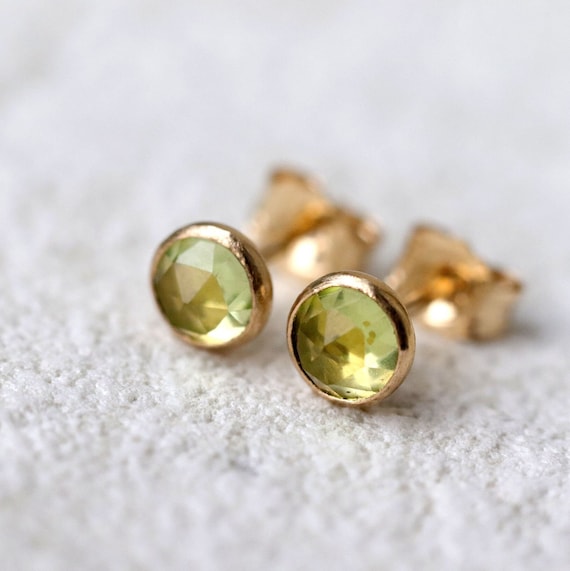 Peridot Stud Earrings, Tiny Green Earrings, August Birthstone Gift, Elegant Everyday Jewellery Peridot Stud Earrings, Tiny Green Earrings, August Birthstone Gift, Elegant Everyday Jewellery