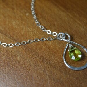 Peridot Infinity Necklace In Sterling Silver // Peridot Briolette Necklace // August Birthstone // 16th Anniversary // Eternity Jewelry