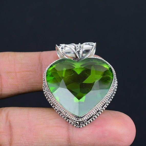 Faceted Peridot Heart Pendant: Vintage 925 Sterling Silver Jewelry