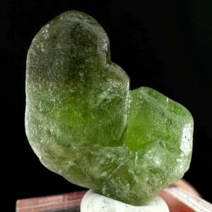 Naturally Terminated Peridot Crystal | Raw Specimen