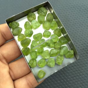 10 Green Peridot Raw Gemstone Crystals (8-10 MM) 10 Green Peridot Raw Gemstone Crystals (8-10 MM)