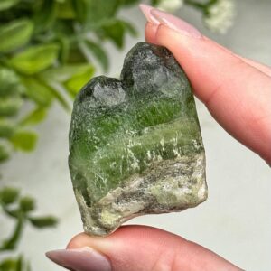 Peridot | 55g | - #2 (raw Green Crystal Specimen, Heart Chakra, Healing Stone, Love) Peridot | 55g | - #2 (raw Green Crystal Specimen, Heart Chakra, Healing Stone, Love)
