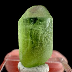 Peridot | natural terminated crystal, mineral specimen from Pakistan Peridot | natural terminated crystal, mineral specimen from Pakistan