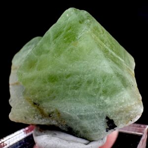 Peridot | natural terminated crystal, mineral specimen from Pakistan Peridot | natural terminated crystal, mineral specimen from Pakistan