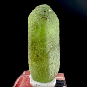 Peridot | natural terminated crystal, mineral specimen from Pakistan Peridot | natural terminated crystal, mineral specimen from Pakistan