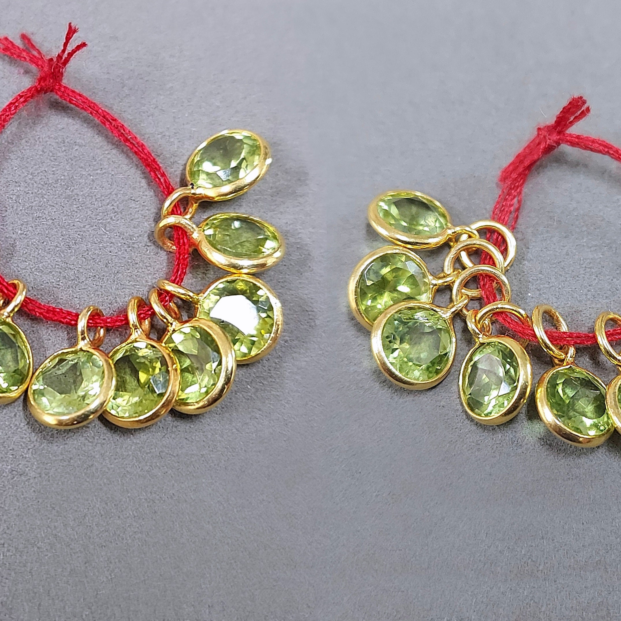 Peridot 18k Gold Charm • 5mm Round • With/without Bail • Natural Gemstone • Solid 18 Carat Gold • Pendant / Removable Dangle For Earrings Peridot 18k Gold Charm • 5mm Round • With/without Bail • Natural Gemstone • Solid 18 Carat Gold • Pendant / Removable Dangle For Earrings